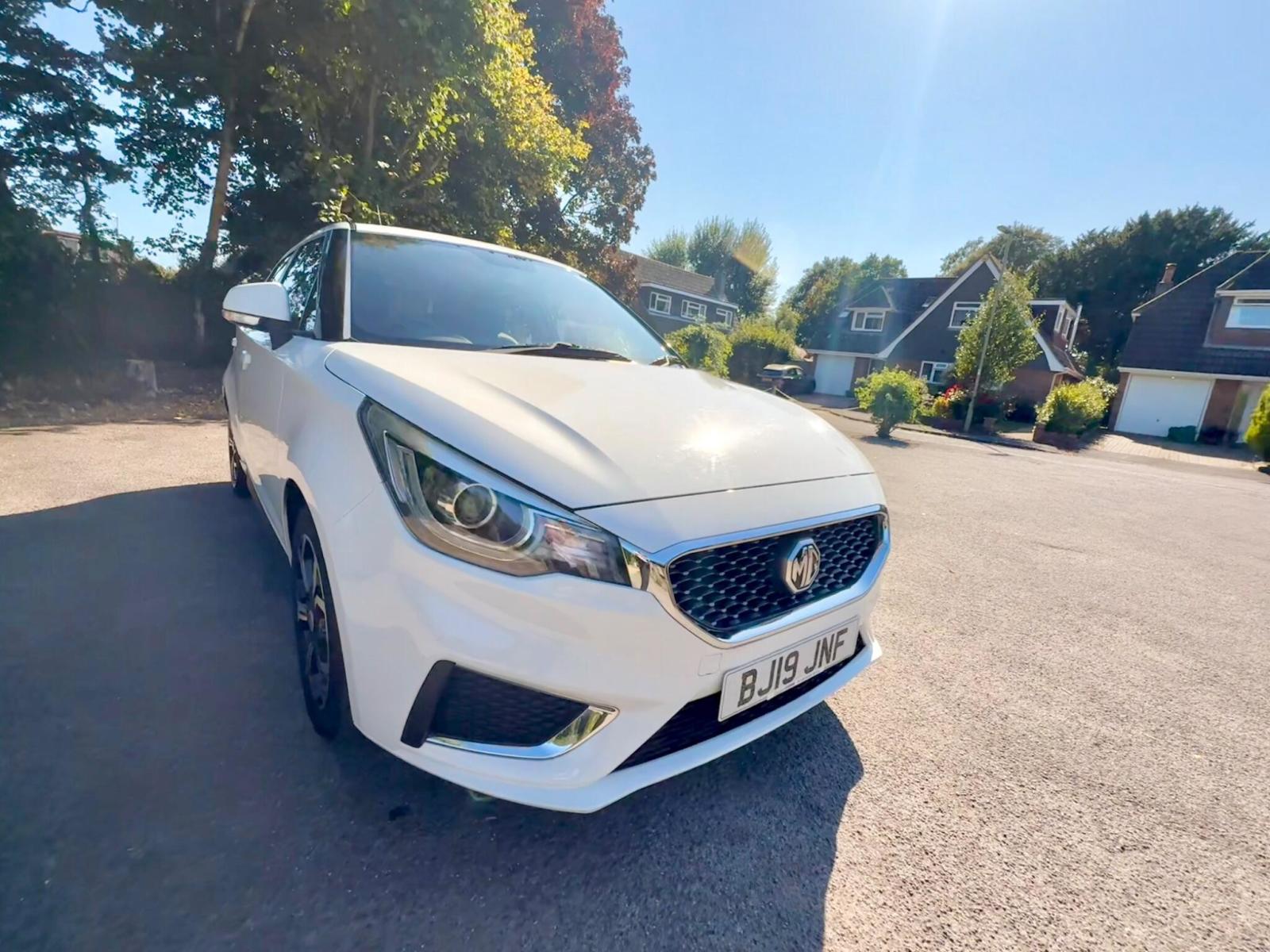 2019 MG MG3